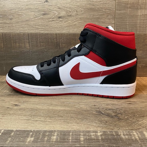 Jordan 1 Mid ‘Black Gym Red’ - Picture 3 of 9